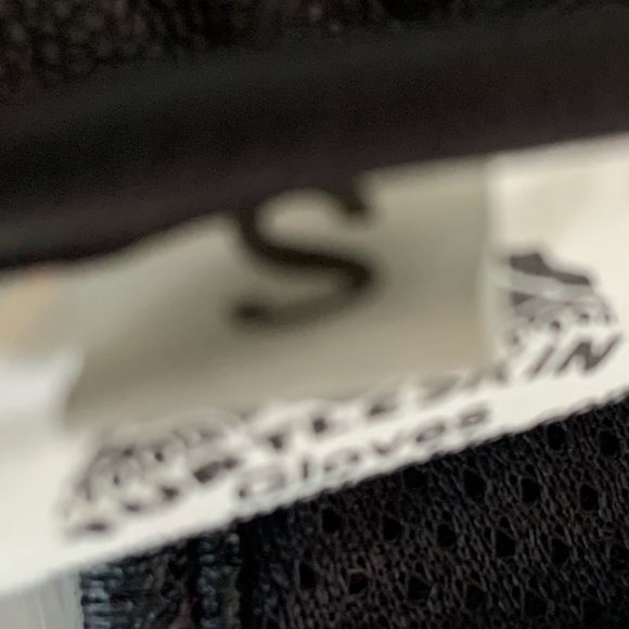 TurtleSkin UPW-4D1-S Puncture Resistant Gloves - Picture 4 of 6